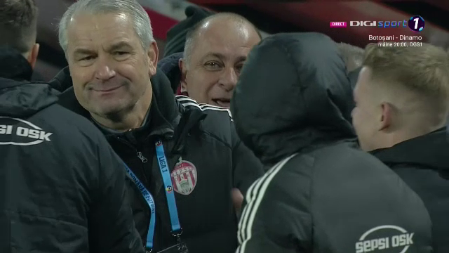 Reacție savuroasă a lui Laszlo Dioszegi la finalul meciului cu CFR Cluj. Ce a făcut imediat după fluierul final al partidei_3
