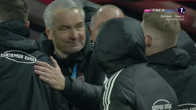 Reacție savuroasă a lui Laszlo Dioszegi la finalul meciului cu CFR Cluj. Ce a făcut imediat după fluierul final al partidei_4