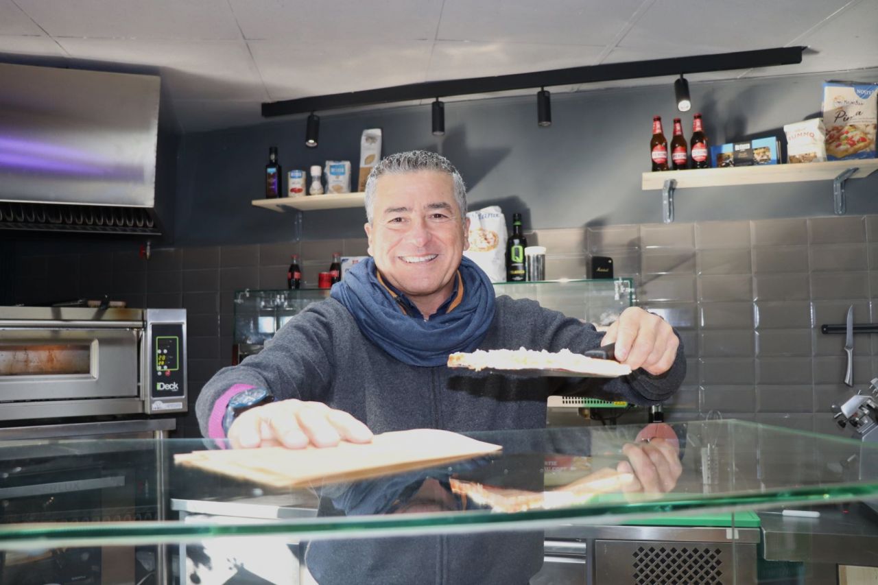 Renzo Rossi a lucrat la FCSB, Rapid și CFR Cluj, dar spune că are comerțul în sânge. "Am deschis o pizzerie cu rețete ca la Roma!"_8