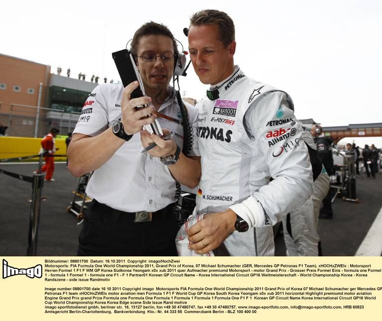 Willi Weber a decis să vorbească despre situația lui Michael Schumacher: "Am plâns ca un câine! Regret şi mă învinovăţesc"_3