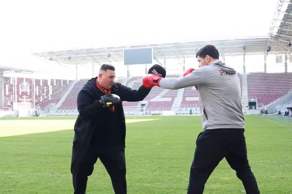 El e "Muhammad Ali din Giulești". "Sper să-l văd boxând cu Usyk pe Arena Națională!"_15