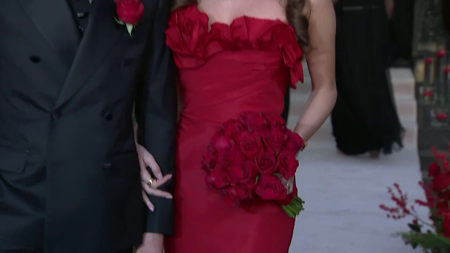Lady in red! Cât a costat rochia superbei Elena Tănase de la cununia cu Ianis Hagi _66