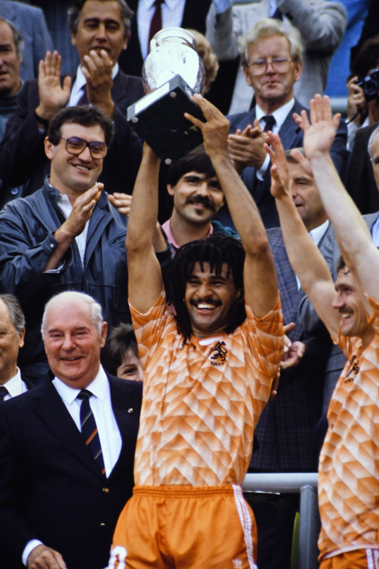 S-a votat: Olanda 1988, cel mai frumos tricou din istoria fotbalului! Cum arată TOP 10_17