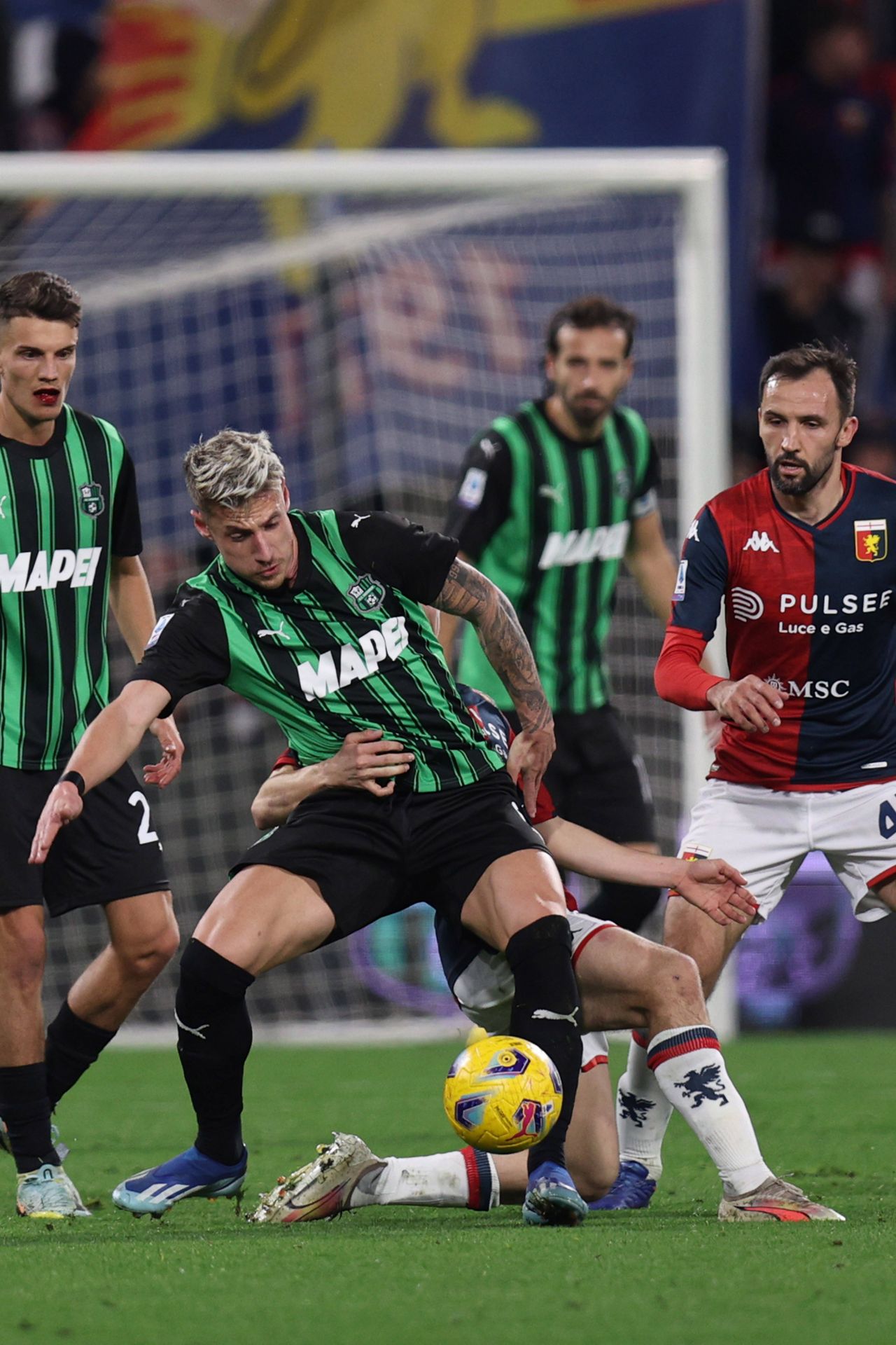 Ce s-a întâmplat cu Daniel Boloca după ce a jucat cu buza spartă și un dinte rupt tot meciul Sassuolo - Genoa_2