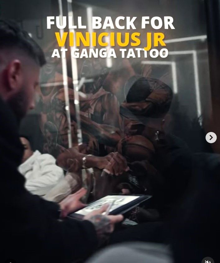 Vinicius Junior și-a întâlnit idolii și s-a întors cu un tatuaj imens din vacanță!_12