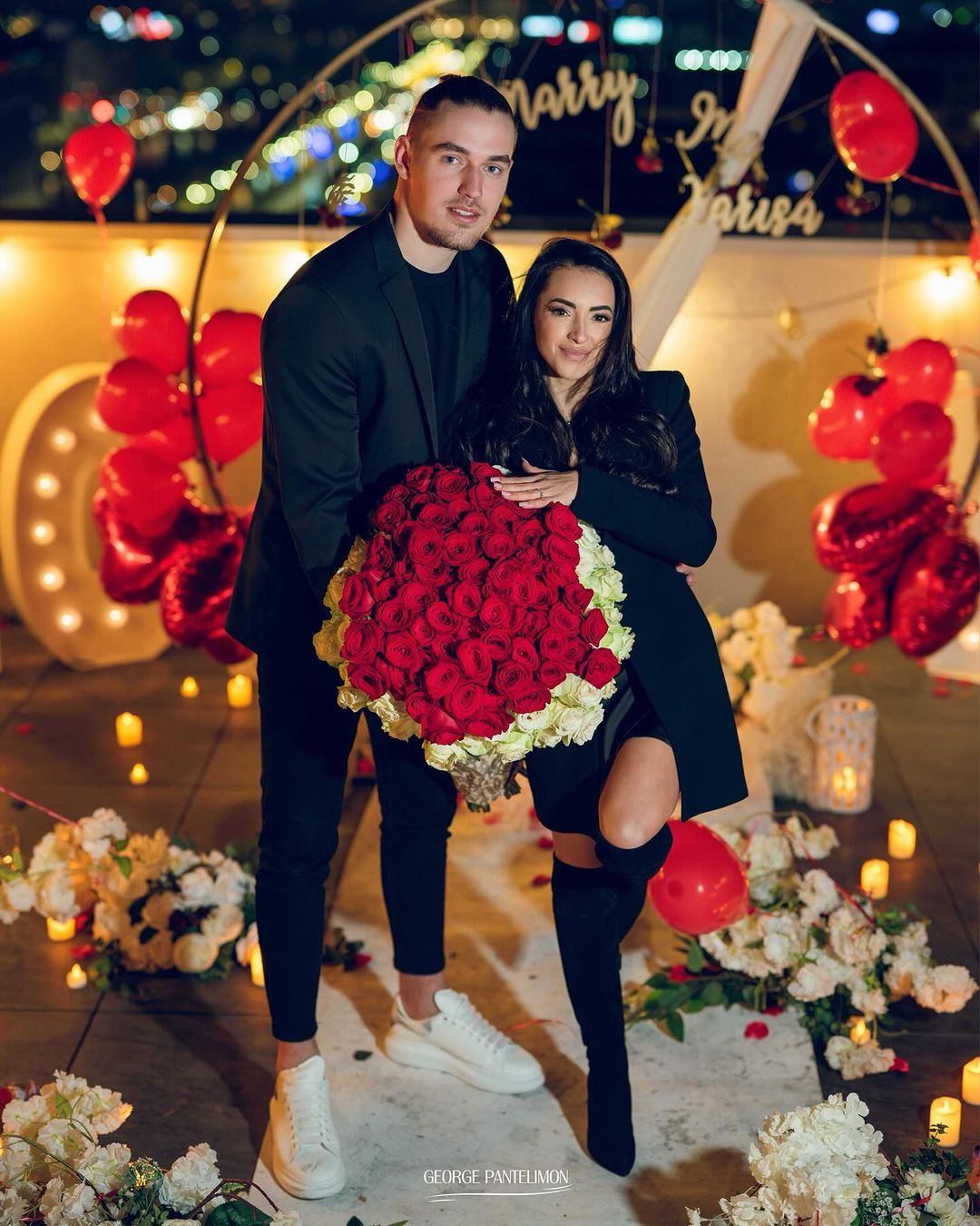 "Un sincer da!". Larisa Iordache a fost cerută de soție în prima zi din 2024: imagini spectaculoase cu gimnasta și iubitul ei_8
