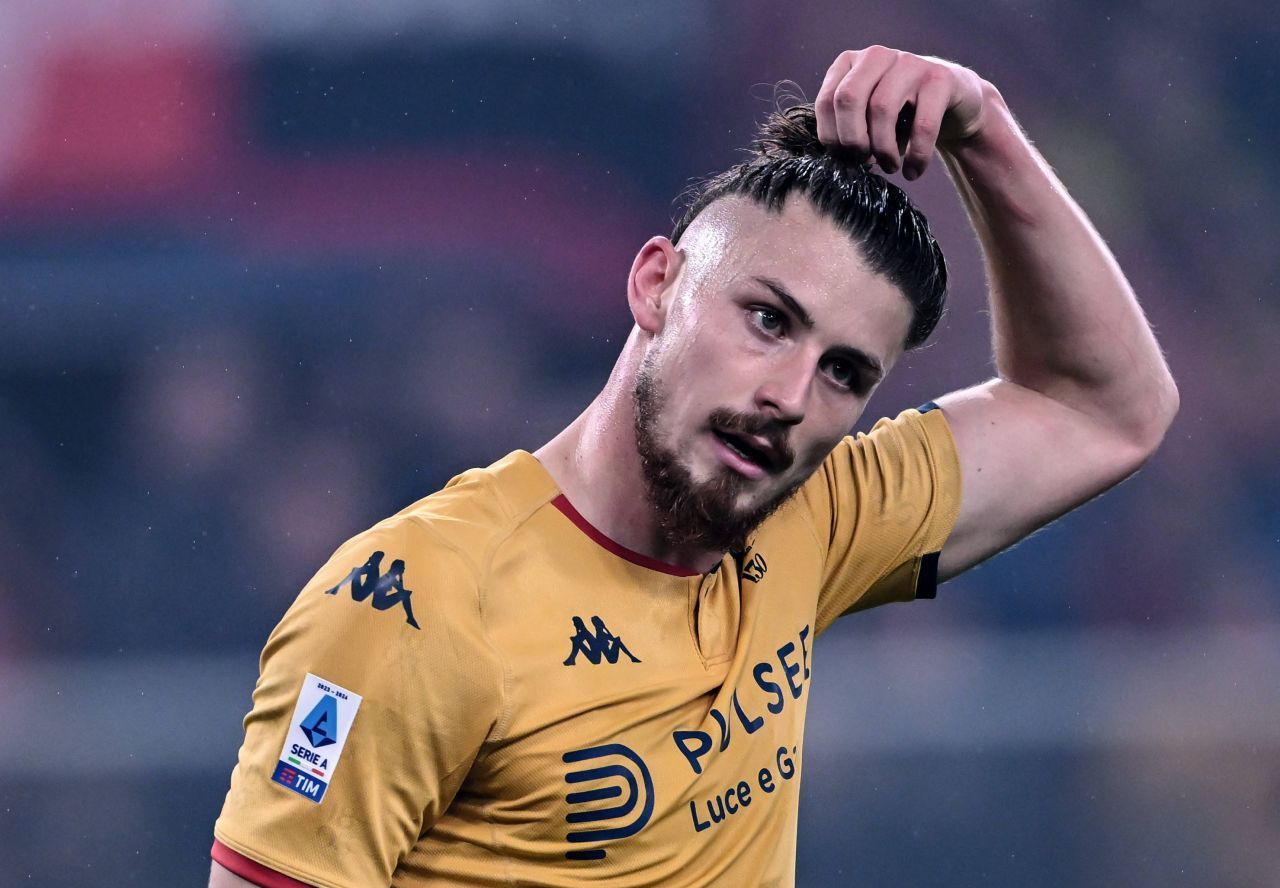 Radu Drăgușin și Tottenham rămân ”pinned” la Fabrizio Romano, dar Genoa nu găsește înlocuitor și transferul trenează!_2