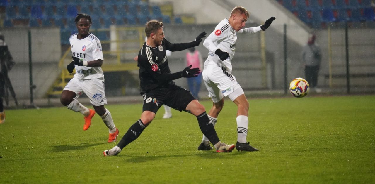 FC Botoșani și-a pierdut perla! Atacantul a semnat în Serie B de ziua lui_2