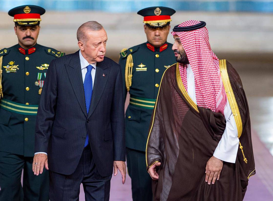 Controversatul președinte al Turciei Recep Tayyip Erdogan vede iar dușmani imaginari după scandalul din Arabia Saudită!_2