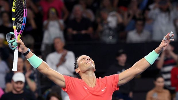 
	37 de ani și nicio problemă pe terenul de tenis: Nadal &bdquo;s-a distrat&rdquo; cu numărul 102 ATP și e în sferturi la Brisbane
