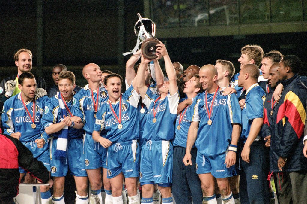 25 de ani de la desființarea Cupei Cupelor. Popescu și Petrescu au câștigat trofeul, Dinamo a ajuns până în semifinale_20