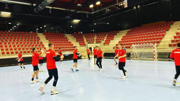 
	Echipa de handbal masculin a României, învinsă de Elveția în ultimul test înainte de Campionatul European din Germania
