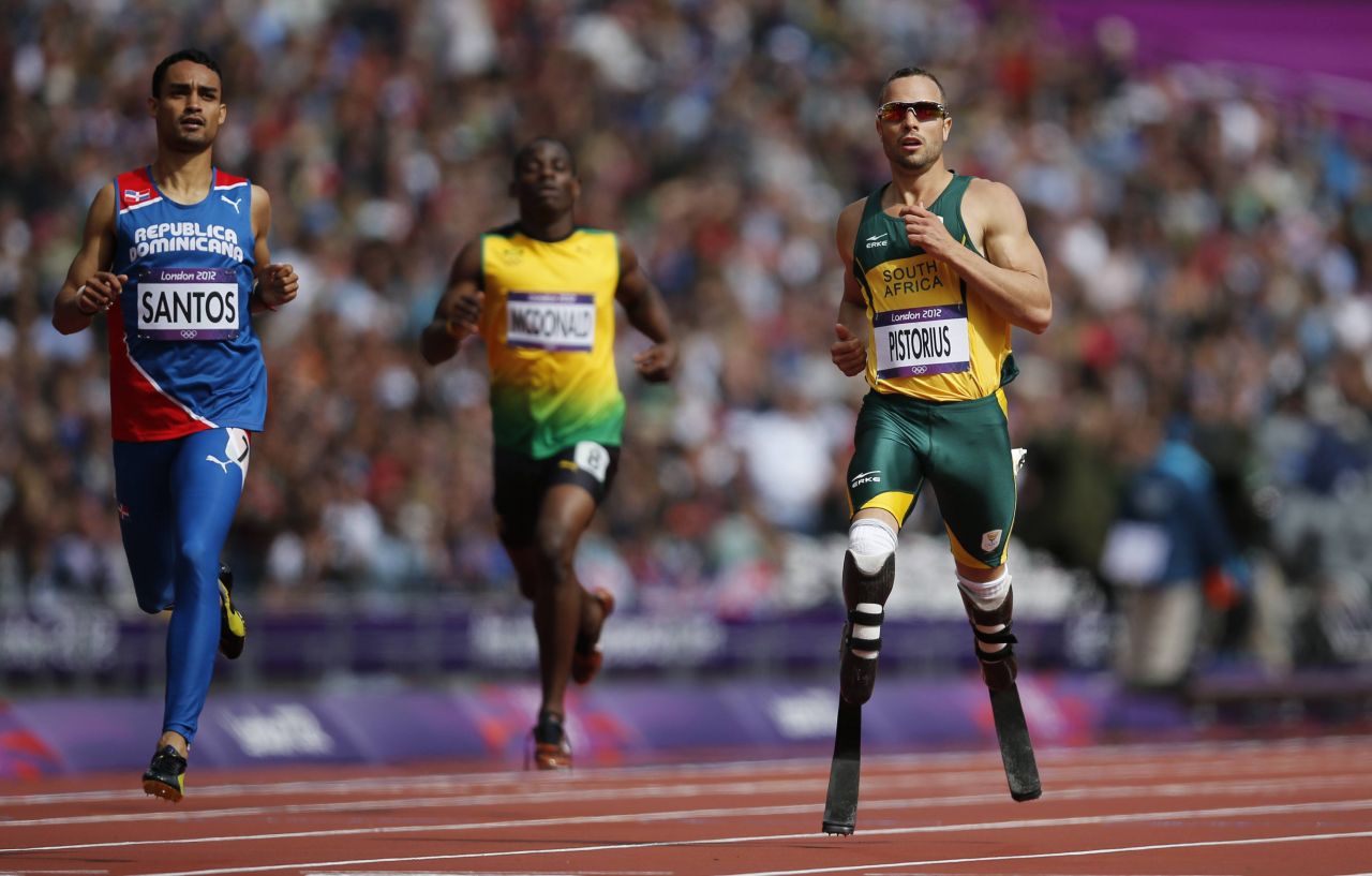 Oscar Pistorius, atletul legendar devenit criminal, a fost eliberat din închisoare! Sud-africanul și-a ucis iubita în 2013_2