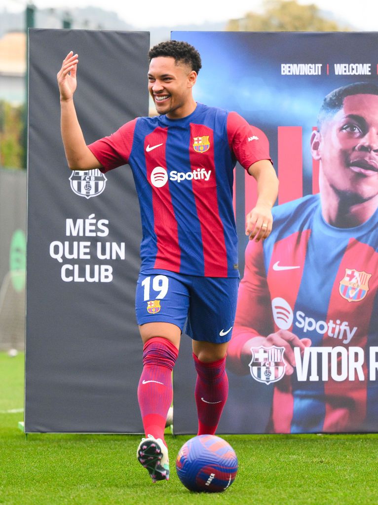 'Tigrul' Vitor Roque, prezentat oficial de Barcelona! Ce a spus jucătorul după ce a jucat primul său meci _6