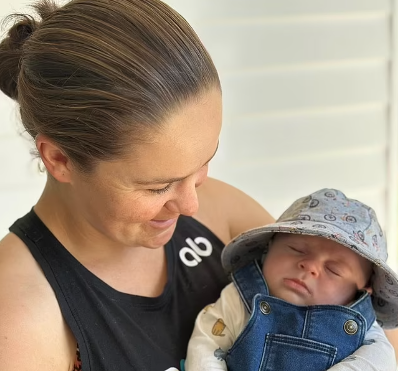 Prietena Simonei Halep, complet schimbată: mamă de 6 luni și autoare bestseller în Australia. Ce a spus despre revenirea în tenis_101