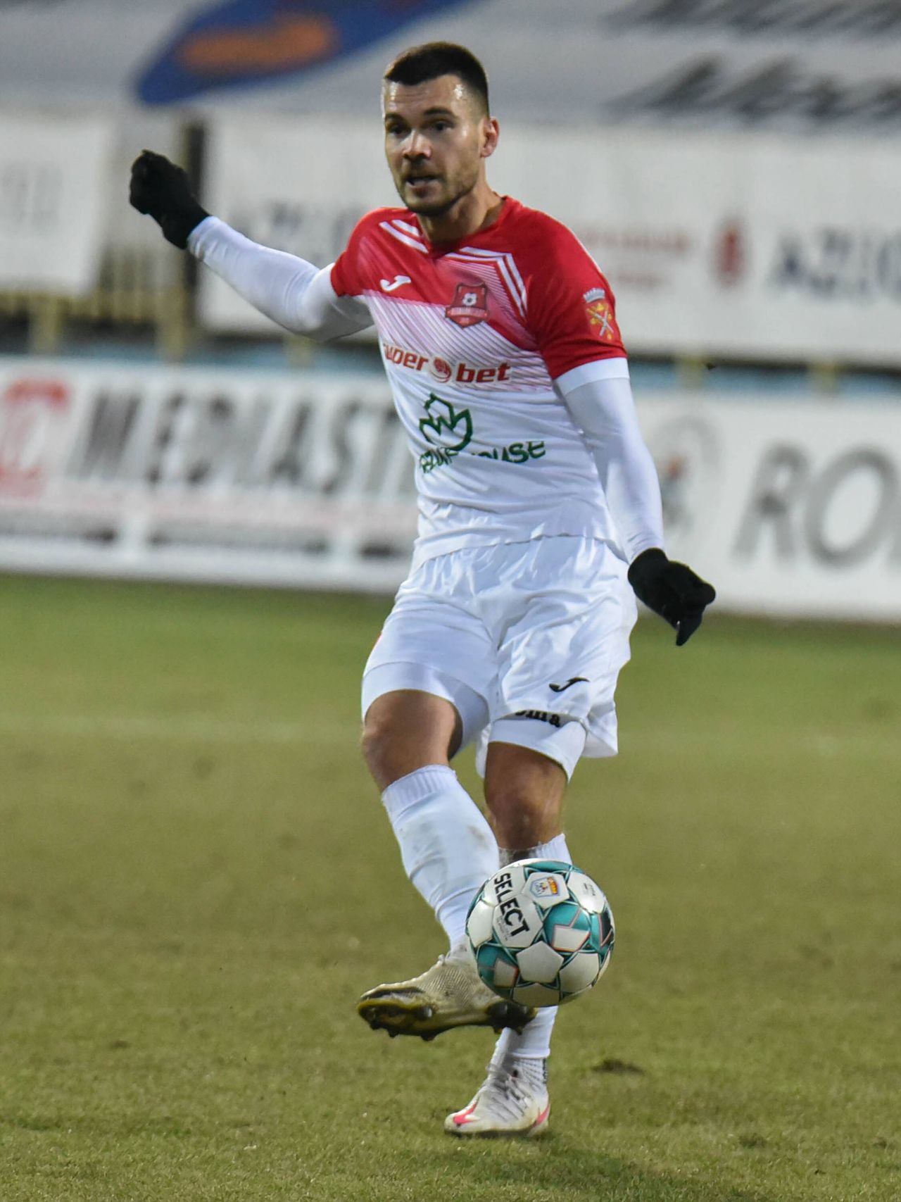 Atacantul care a jucat 10 minute la FCSB și a fost încurajat de Mbappe s-a lăsat de fotbal și face afaceri în Elveția_3