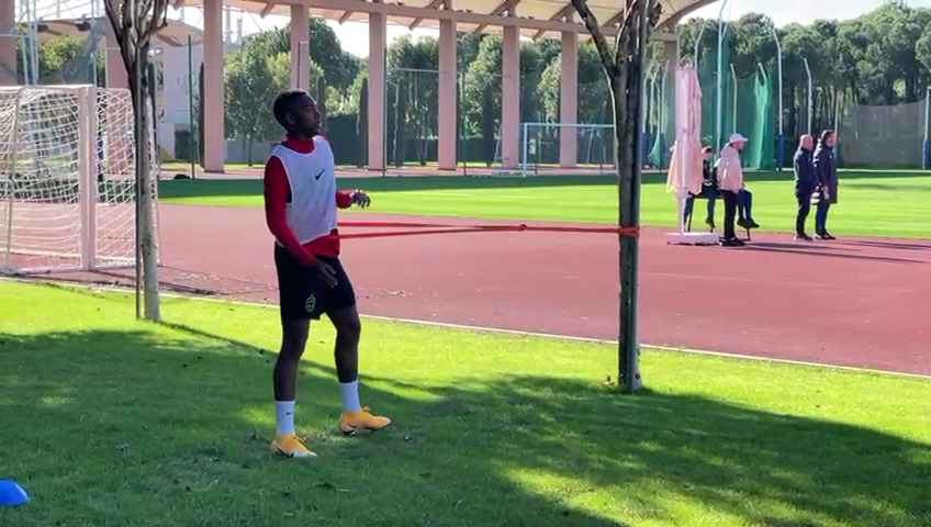 Cum a fost surprins Luis Phelipe la antrenamentul FCSB-ului din Antalya_12