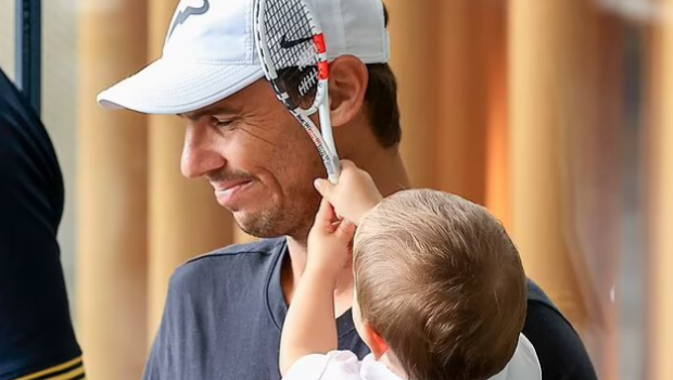 
	Cea mai clară poză din câte există! Cum arată Rafael Nadal Junior la un an și trei luni
