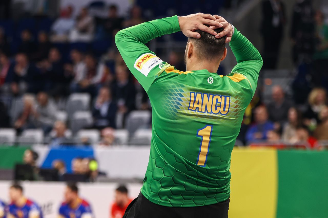 Ionuț Iancu a făcut minuni în poarta României și a fost inclus de EHF în TOP 5 parade de la Campionatul European de handbal masculin_4