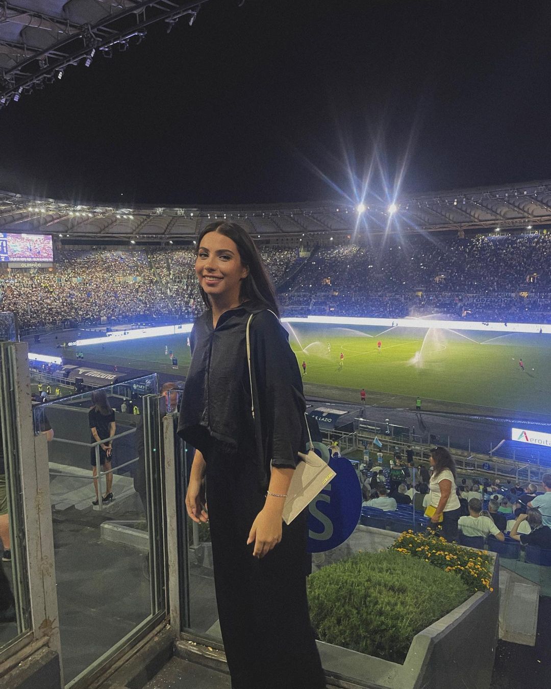 Iubita și sora lui Radu Drăgușin, surprinse cu partenera unui fotbalist de la Tottenham! Ce au făcut_50
