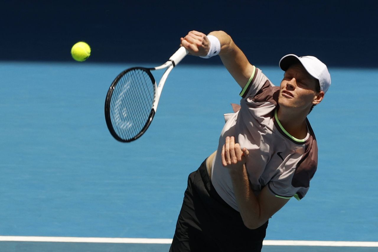 Australian Open 2024 | Mamma mia! Sinner n-a avut milă de adversar în primul tur. Cu ce scor s-a terminat meciul _1