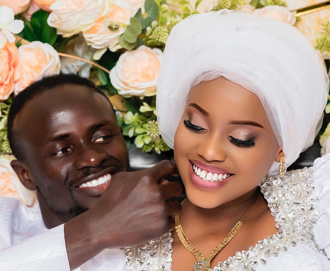 Soția în vârstă de 18 ani a lui Sadio Mane a rupt tăcerea după nunta aranjată cu fotbalistul de 31 de ani _18
