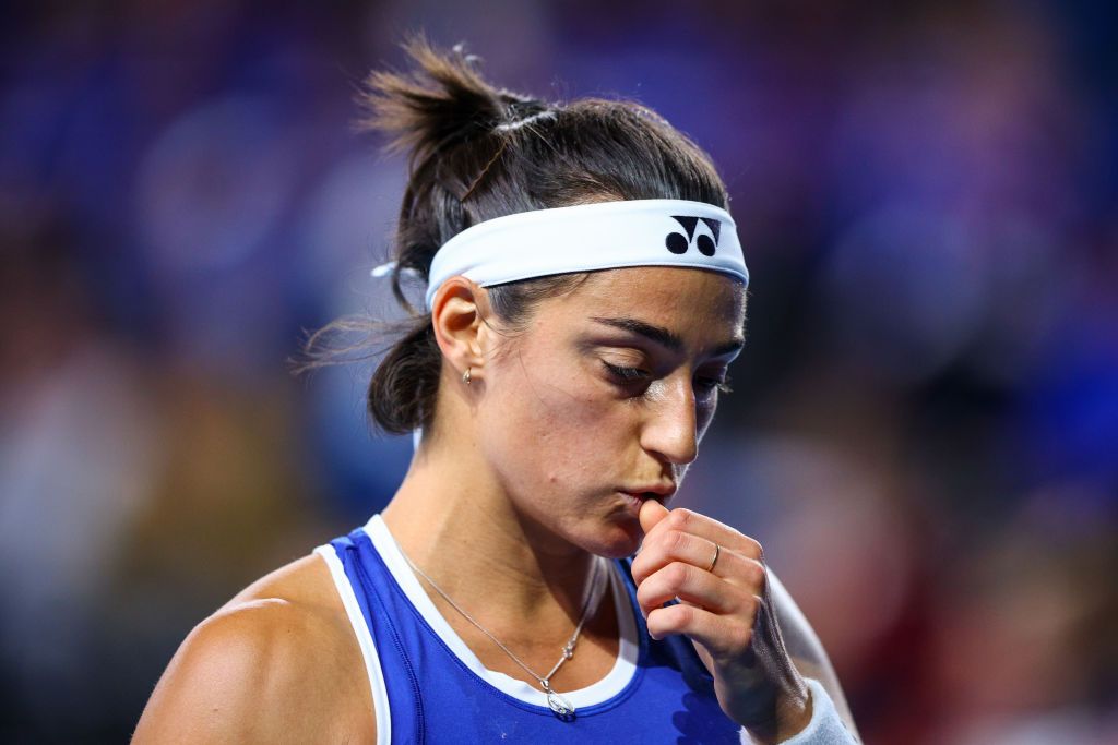 Australian Open 2024 | Caroline Garcia „a zburat” peste Naomi Osaka, care s-a apucat de citit în timpul meciului pierdut_36