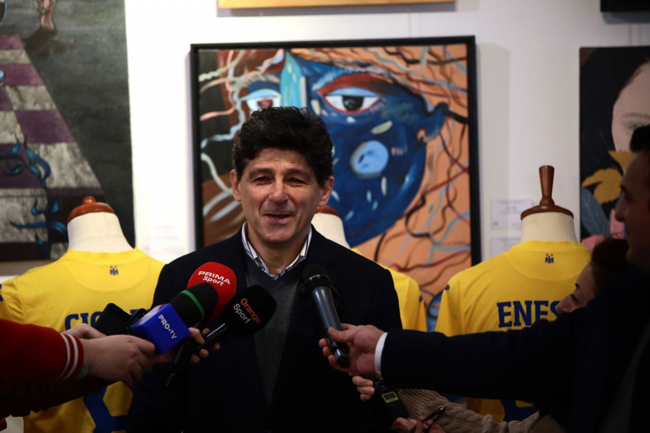 Sfat pentru Edi Iordănescu, înainte de Euro 2024: "E bine ca echipa să fie ca într-o cazemată"_12