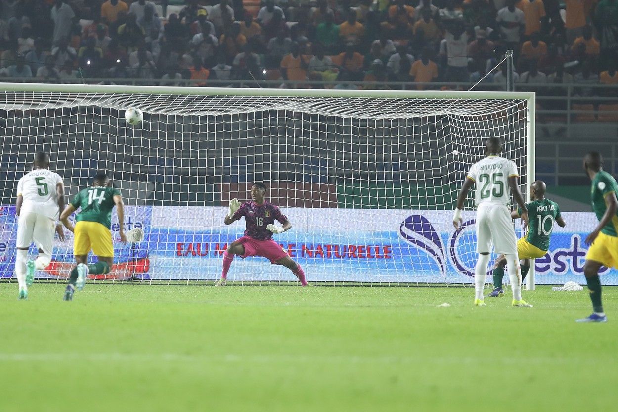 No Ngezana, no party! Fără fundașul de la FCSB, Africa de Sud s-a frânt la debutul în Cupa Africii_2