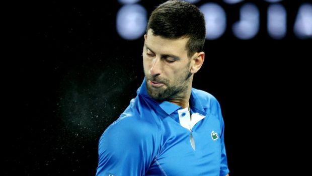 
	Gesturi de mahala? Ce a făcut Djokovic la Melbourne, după al doilea set pierdut în două tururi&nbsp;
