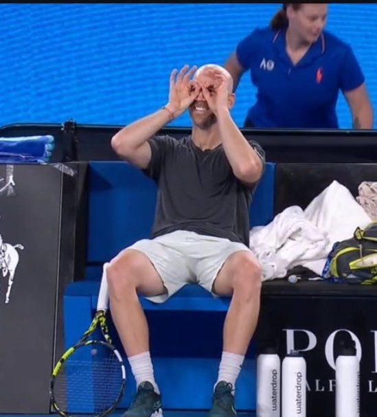 Ce faci când Djokovic îți administrează 6-0, 6-0? Reacția genială a francezului Mannarino_61