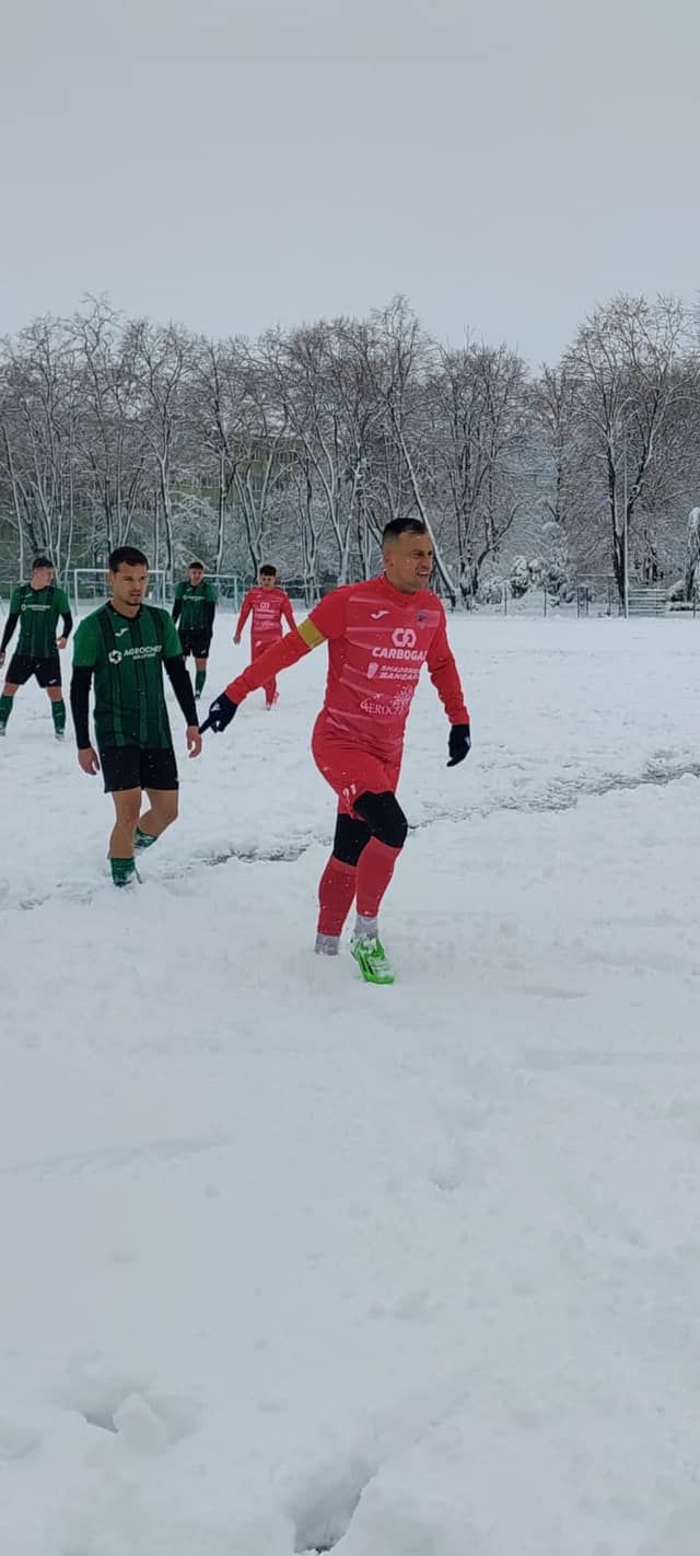 Foști adversari în Superligă, Deniz Giafer și Atanas Trică au debutat pe zăpadă la noua lor echipă!_1