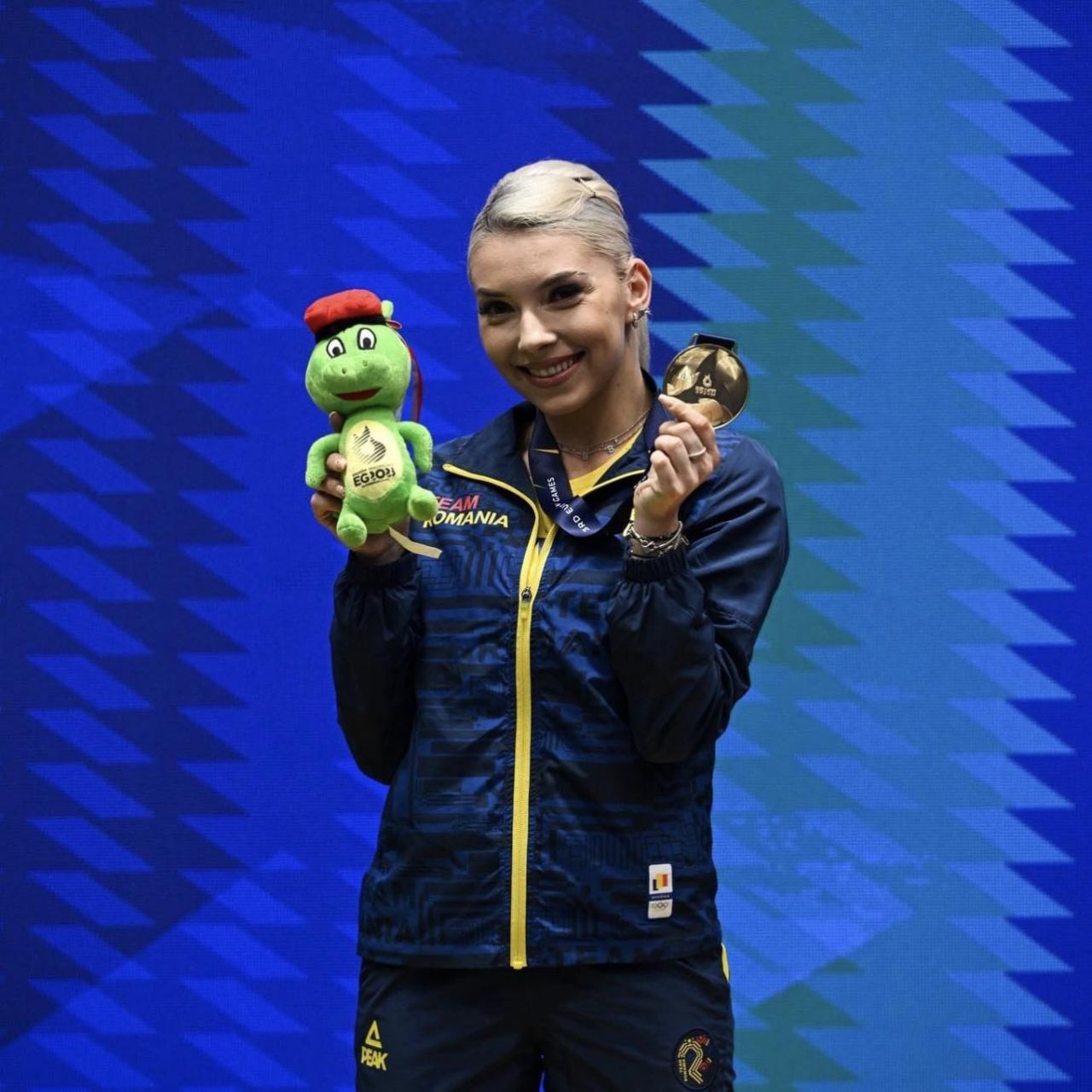 Bernadette Szocs a băgat frica în chinezoaice! Medaliată cu bronz la Europe Top 16, jucătoarea de tenis de masă face o dezvăluire de zile mari _22