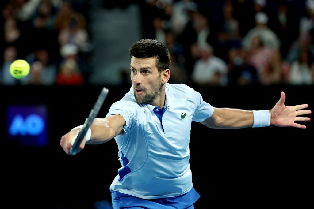 Djokovic, „extraterestru” în ciuda insolației: punctele de maestru prin care s-a calificat în a 11-a semifinală la Melbourne_20
