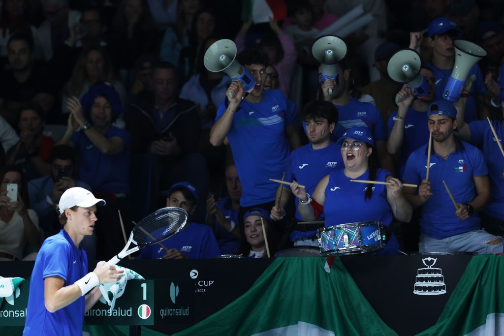 Prima reacție a italianului Sinner după ce l-a învins pe Djokovic, campionul en-titre în Australia_24