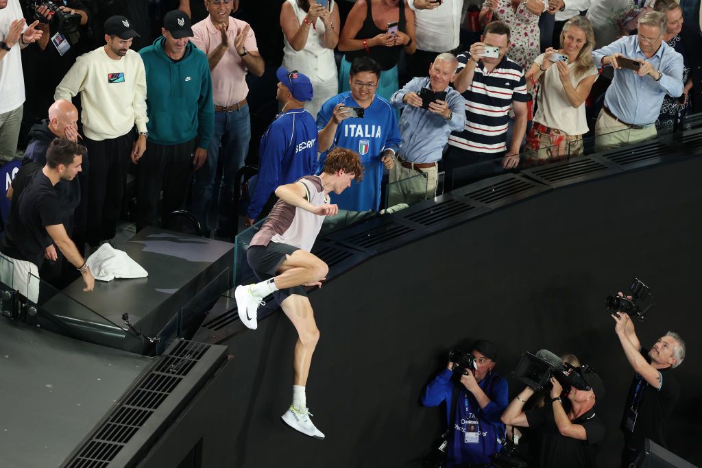 Păcatele lui Medvedev: Jannik Sinner devine campion de Grand Slam în țara lui Darren Cahill_87