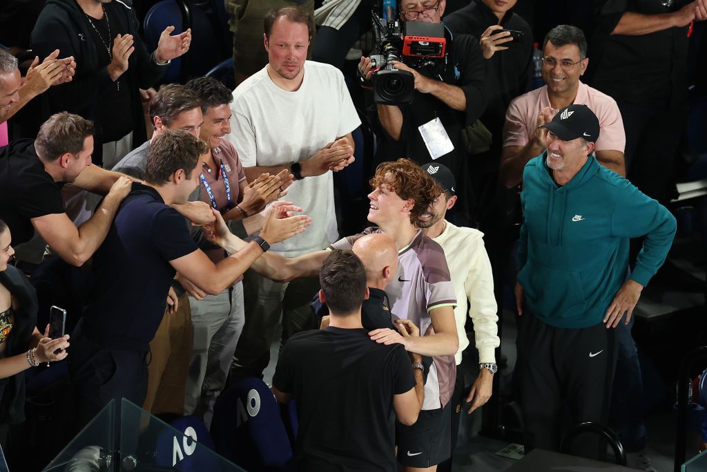 Păcatele lui Medvedev: Jannik Sinner devine campion de Grand Slam în țara lui Darren Cahill_91