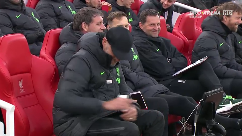 Momente emoționante pe Anfield! Jurgen Klopp, în lacrimi, după ce întreg stadionul i-a cântat "You'll never walk alone" _8
