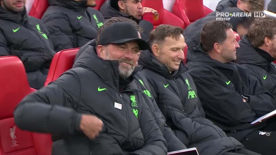 Momente emoționante pe Anfield! Jurgen Klopp, în lacrimi, după ce întreg stadionul i-a cântat "You'll never walk alone" _9