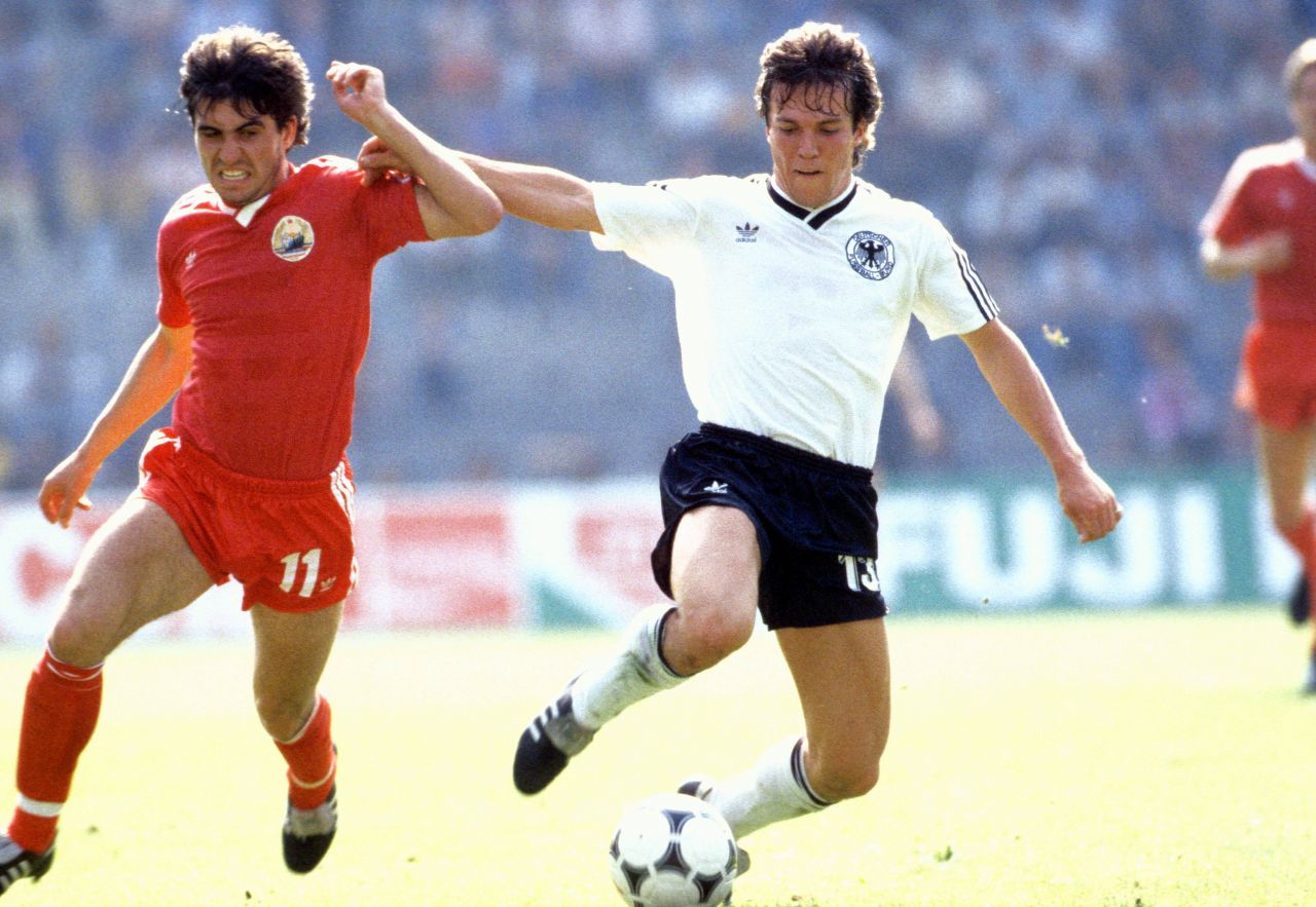 Gheorghe Hagi, titular la 19 ani la Euro 1984! Acum patru decenii, puștiul Gică se lupta cu Karl-Heinz Rummenigge, Lothar Matthaus sau Rudi Voller_8