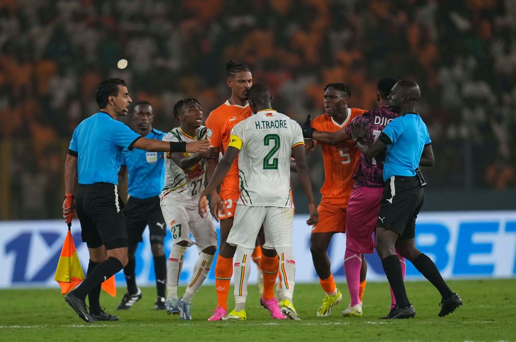 Fotbalul se trăiește la altă intensitate în Africa! Calificare cu scandal pentru Costa de Fildeș, în semifinalele Cupei Africii_1