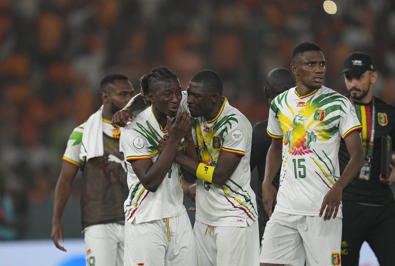 Doar la Cupa Africii: cum să pierzi de două ori în ultimul minut, în același meci_13