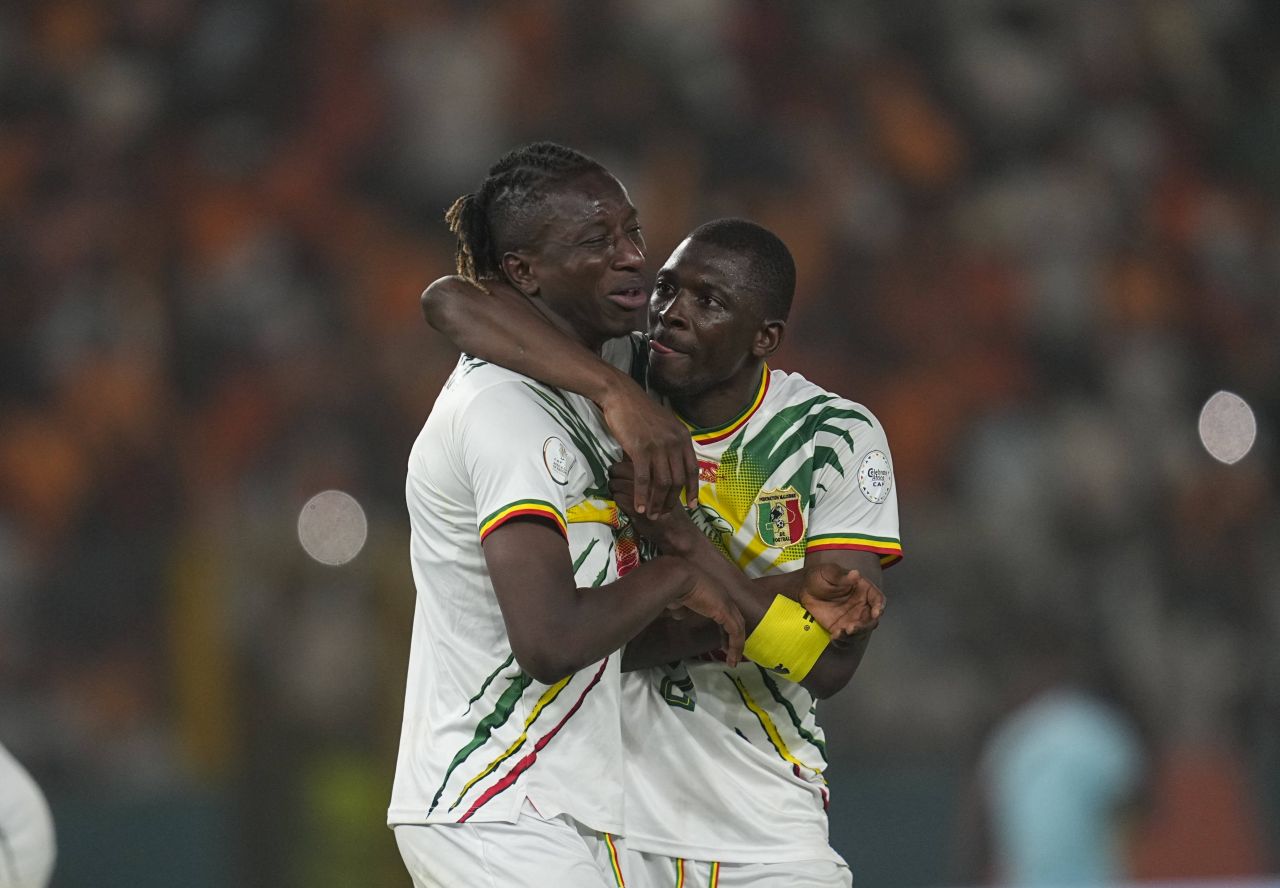 Doar la Cupa Africii: cum să pierzi de două ori în ultimul minut, în același meci_16