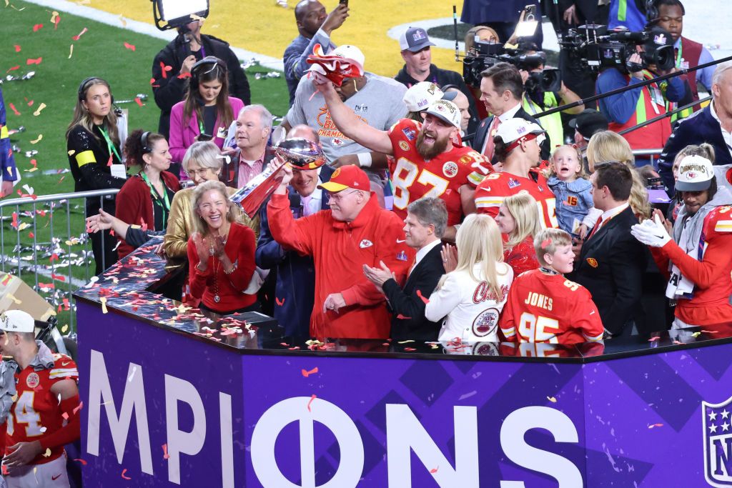 Ce spectacol! Kansas City Chiefs, victorie în Super Bowl. Taylor Swift, în centrul atenției la cel mai important meci al anului  în NFL_1