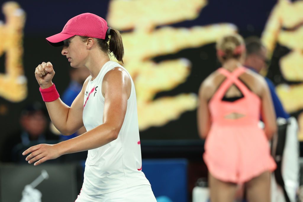 Sorana Cîrstea a urcat pe locul 22 WTA, dar Igăi Swiatek nu i-a păsat: cu ce scor a învins-o poloneza, în turul 2 la Doha_45