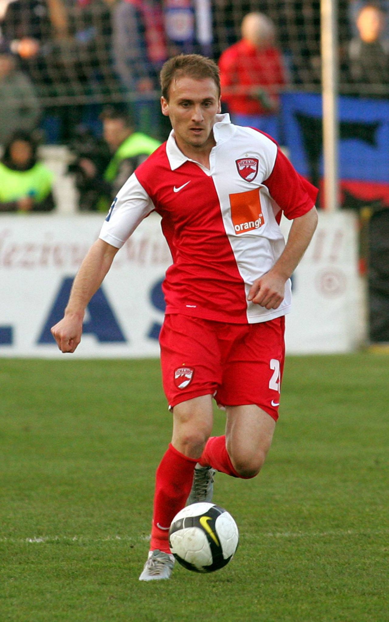 Cu ce echipă a semnat la 37 de ani Adrian Scarlatache, fotbalist care a câștigat titlul cu Dinamo în 2007_1
