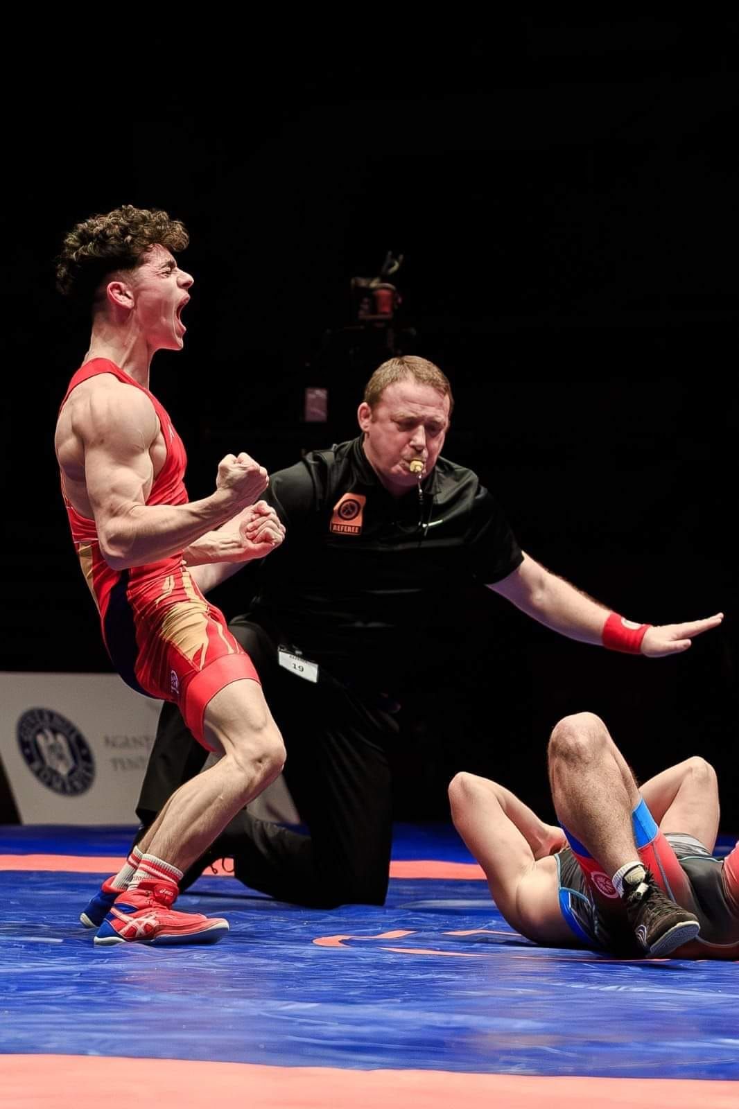 Reacția lui Denis Mihai după ce a cucerit medalia de bronz la Campionatul European de lupte_3