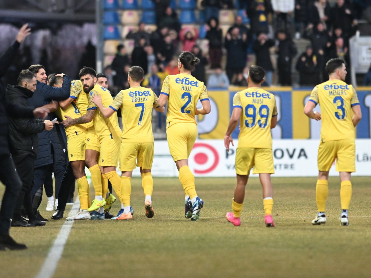 Petrolul Ploiești - Poli Iași 2-1 | „Lupii galbeni” au revenit spectaculos și au urcat pe loc de Play-Off_1