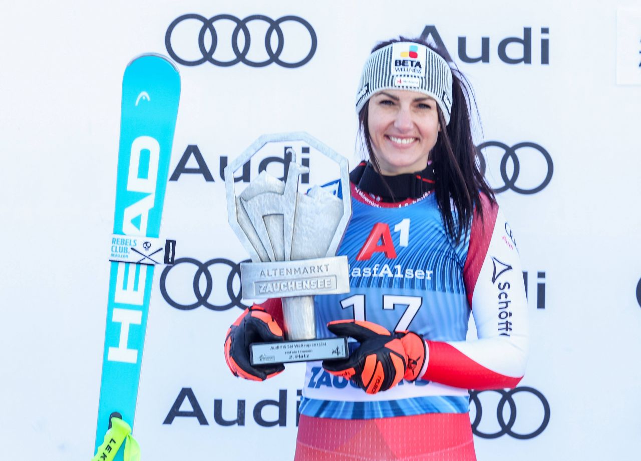 Superba Stephanie Venier a câștigat astăzi slalomul super-uriaș la Cupa Mondială de schi alpin!_21
