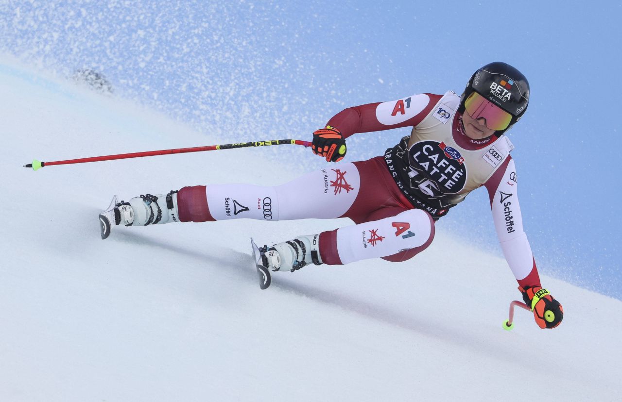 Superba Stephanie Venier a câștigat astăzi slalomul super-uriaș la Cupa Mondială de schi alpin!_27